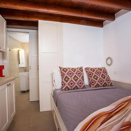 Heritage Luxury Apartment *